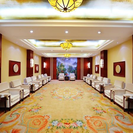 Qingdao Chengyang Detai Hotel Extérieur photo